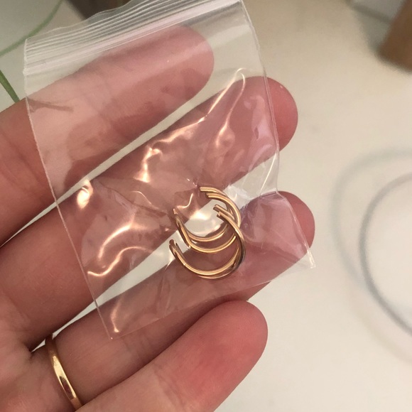 • NWT earcuffs (2) • - Picture 7 of 7